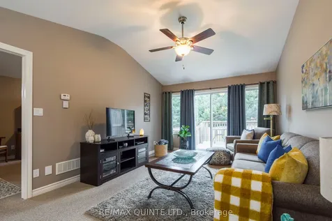 35 Glenview Crescent Belleville ON K8P 0A8