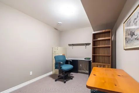 35 Glenview Crescent Belleville ON K8P 0A8