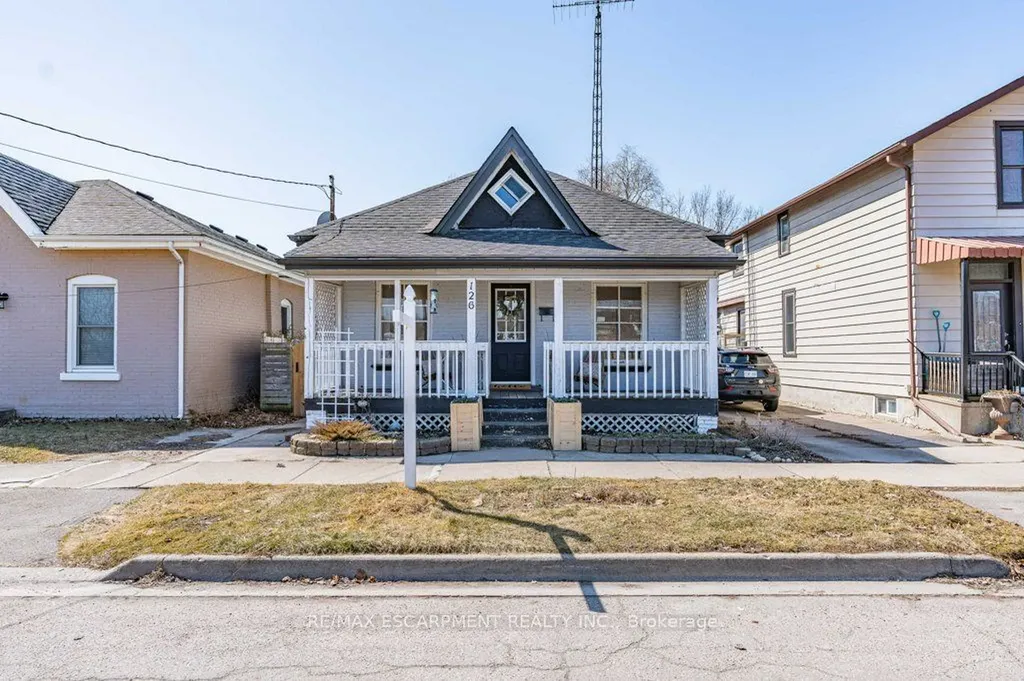 126 Pearl Street Brantford ON N3T 3P2