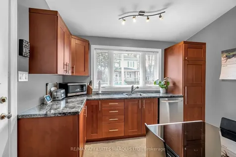 407 First Street E Cornwall ON K6H 1L6