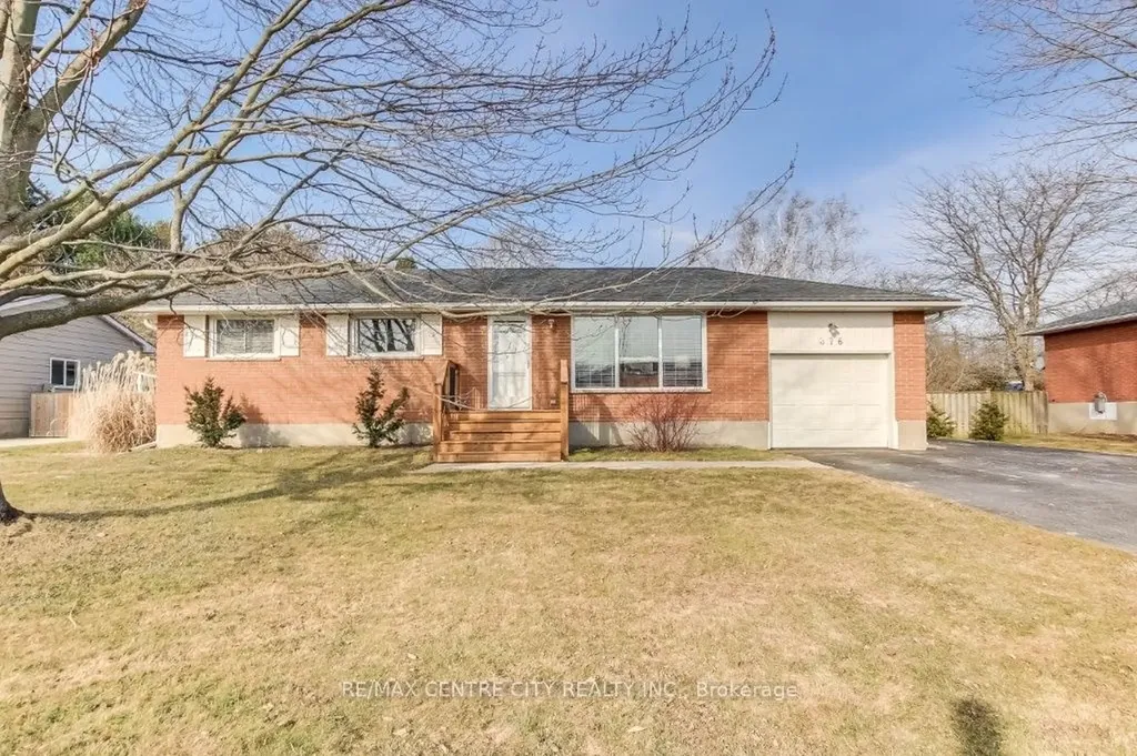 376 Larry Street Central Elgin ON N5L 1H5