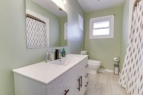 376 Larry Street Central Elgin ON N5L 1H5
