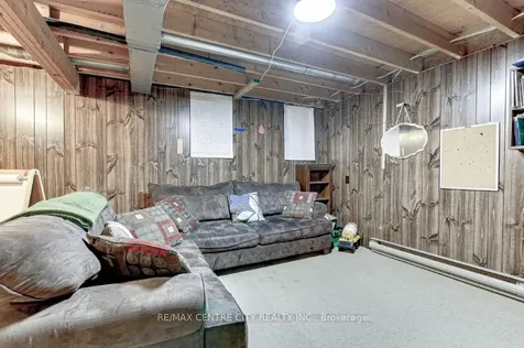 376 Larry Street Central Elgin ON N5L 1H5