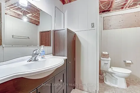 376 Larry Street Central Elgin ON N5L 1H5