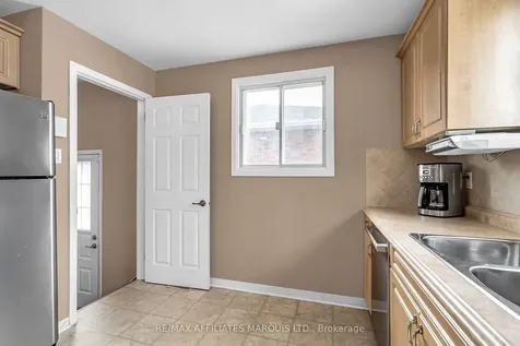 216 Jarvis Street Cornwall ON K6H 5J3