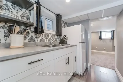 230 Albert Street W Centre Wellington ON N1M 1X4