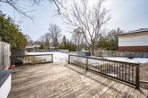 230 Albert Street W Centre Wellington ON N1M 1X4