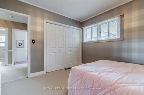 8 Macbeth Boulevard St. Catharines ON L2T 2M2