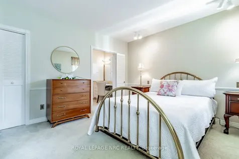 8 Macbeth Boulevard St. Catharines ON L2T 2M2