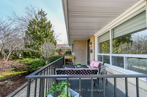 8 Macbeth Boulevard St. Catharines ON L2T 2M2