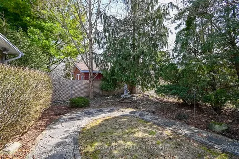 8 Macbeth Boulevard St. Catharines ON L2T 2M2