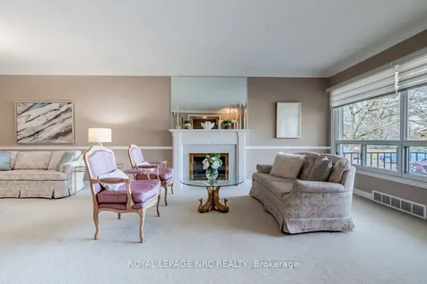 8 Macbeth Boulevard St. Catharines ON L2T 2M2