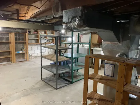 102 Hugh Street S Arnprior ON K7S 2V7