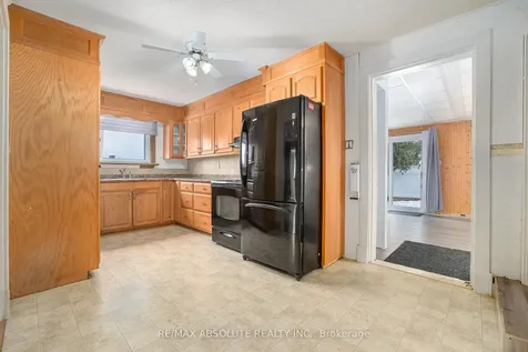 102 Hugh Street S Arnprior ON K7S 2V7