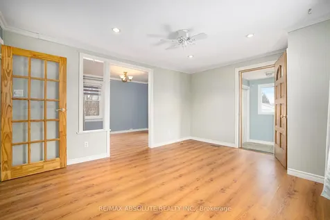 102 Hugh Street S Arnprior ON K7S 2V7