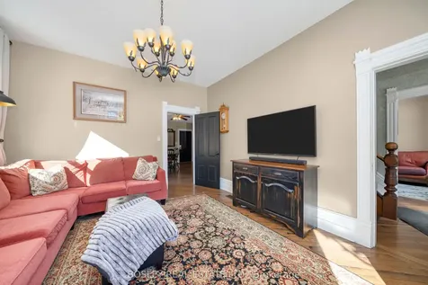 34 Mckibbon Avenue Amaranth ON L9W 2Z1