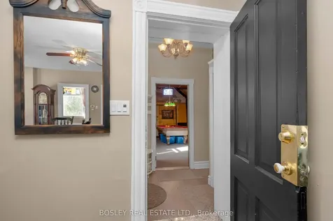 34 Mckibbon Avenue Amaranth ON L9W 2Z1