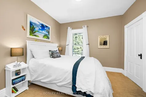 34 Mckibbon Avenue Amaranth ON L9W 2Z1