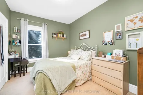 34 Mckibbon Avenue Amaranth ON L9W 2Z1