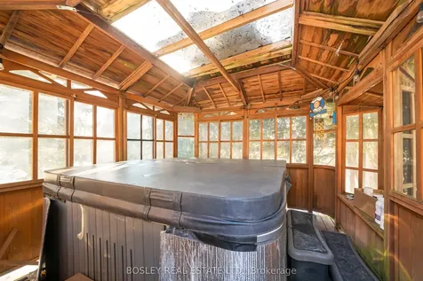 34 Mckibbon Avenue Amaranth ON L9W 2Z1