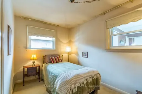 82 Crestview Avenue Belleville ON K8N 1W9