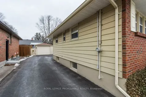 82 Crestview Avenue Belleville ON K8N 1W9