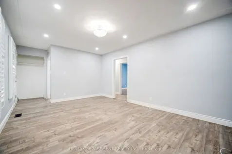 51 Rouse Avenue Cambridge ON N1R 4M6