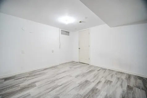 51 Rouse Avenue Cambridge ON N1R 4M6