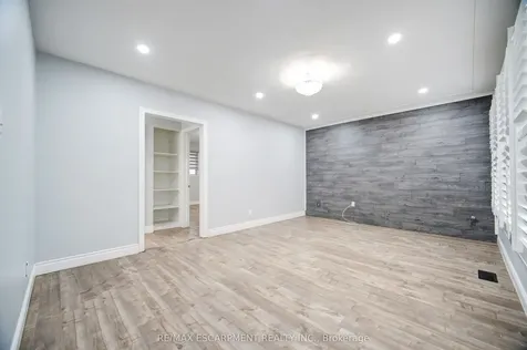 51 Rouse Avenue Cambridge ON N1R 4M6