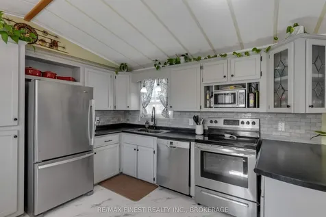 17 Elm Street Greater Napanee ON K7R 0E9