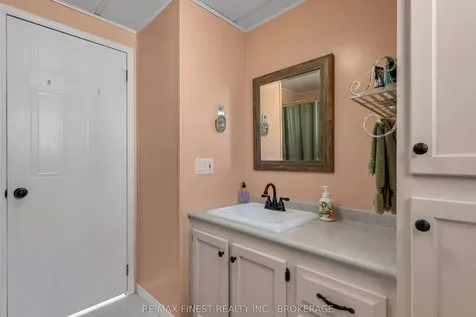 17 Elm Street Greater Napanee ON K7R 0E9