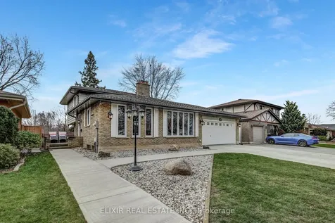 53 Winding Way Brantford ON N3R 3S4