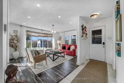 53 Winding Way Brantford ON N3R 3S4