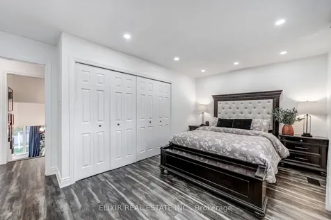 53 Winding Way Brantford ON N3R 3S4