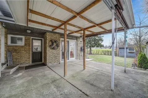 53 Winding Way Brantford ON N3R 3S4