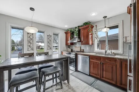 53 Winding Way Brantford ON N3R 3S4