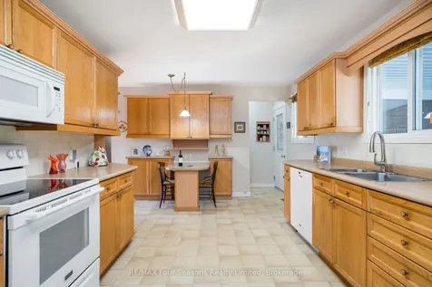 126 Orchard Drive Blue Mountains ON N0H 2P0