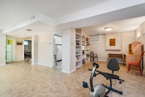 126 Orchard Drive Blue Mountains ON N0H 2P0