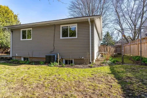 126 Orchard Drive Blue Mountains ON N0H 2P0