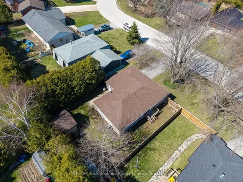 126 Orchard Drive Blue Mountains ON N0H 2P0