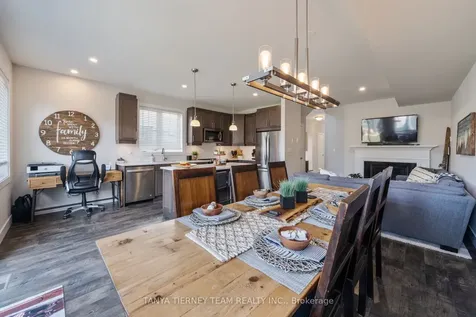 114 Sycamore Street Blue Mountains ON L9Y 4E2