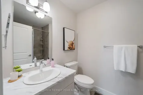 114 Sycamore Street Blue Mountains ON L9Y 4E2