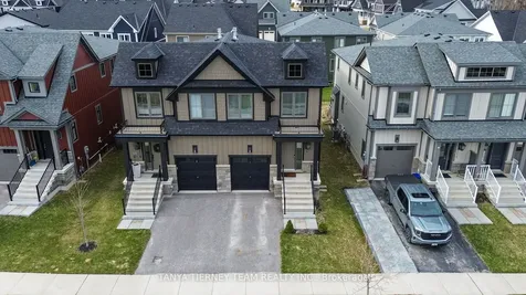 114 Sycamore Street Blue Mountains ON L9Y 4E2