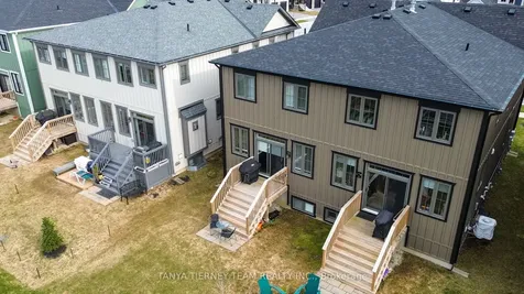 114 Sycamore Street Blue Mountains ON L9Y 4E2