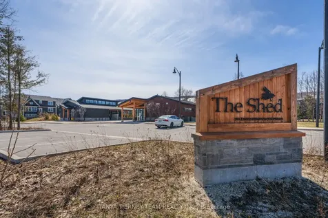 114 Sycamore Street Blue Mountains ON L9Y 4E2