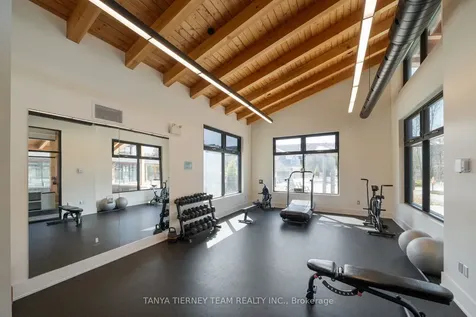 114 Sycamore Street Blue Mountains ON L9Y 4E2