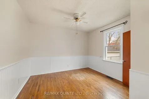 25 Valleyview Crescent Belleville ON K8P 3E9