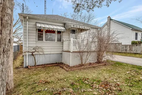 25 Valleyview Crescent Belleville ON K8P 3E9