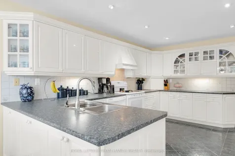 39 Grosvenor Drive Belleville ON K8P 5K3