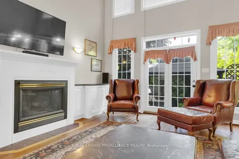 39 Grosvenor Drive Belleville ON K8P 5K3